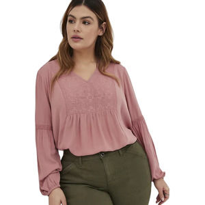 Torrid NWT Crinkle Gauze Embroidered Top Dusty Rose Size 5X Babydoll Peasant